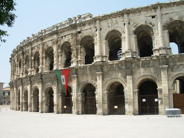Location de voiture à Nîmes